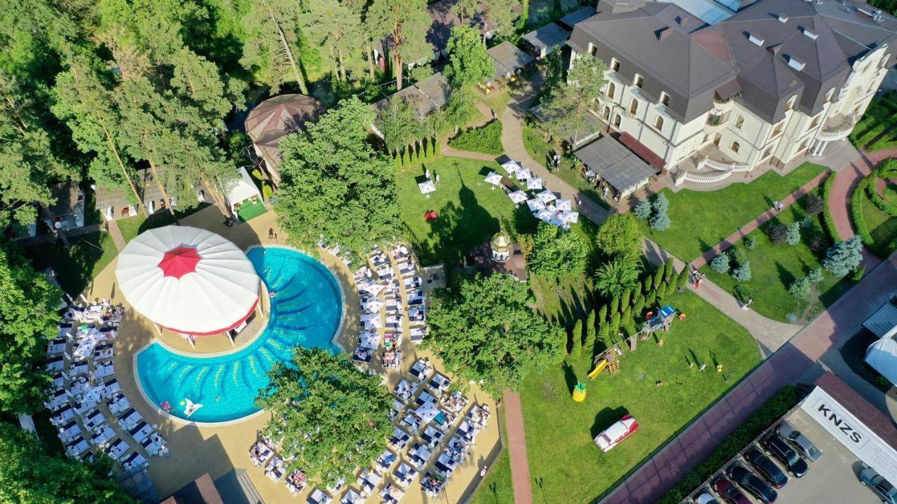Koncha Zaspa Park Kozyn Eksteriør billede